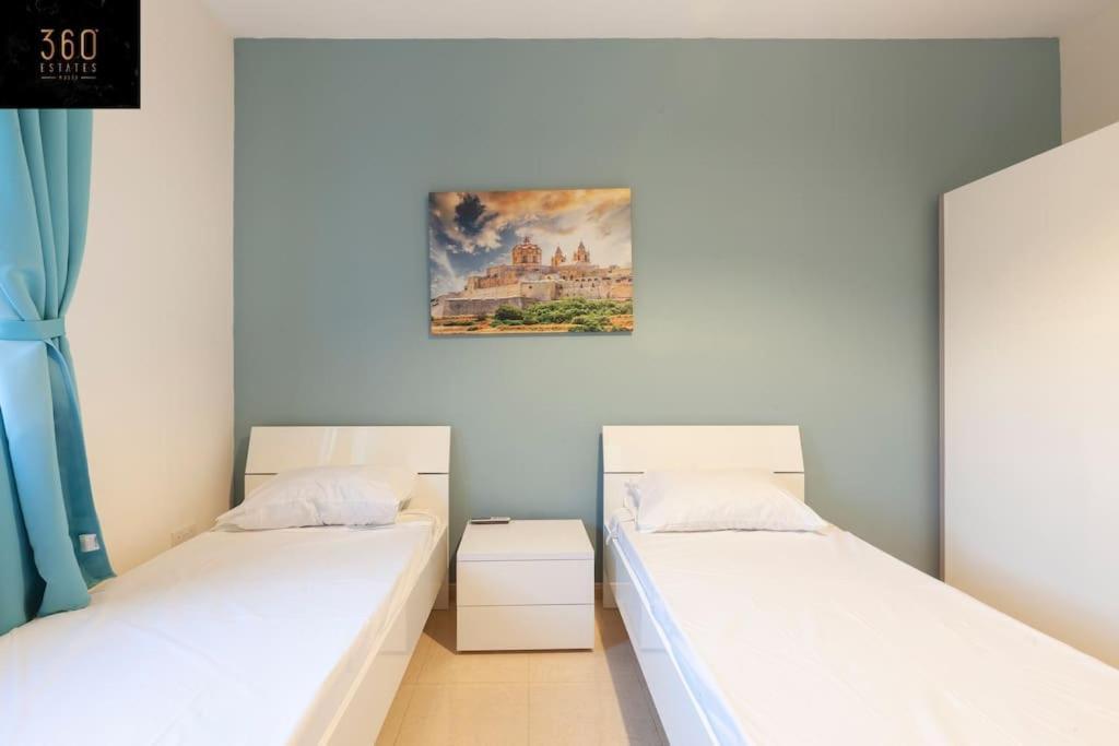 Beautiful, Typical Maltese 4Br Home With Roof Top By 360 Estates Sliema Exterior foto